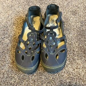 Jambu Black Sandals with Durable Sole and Ventilation